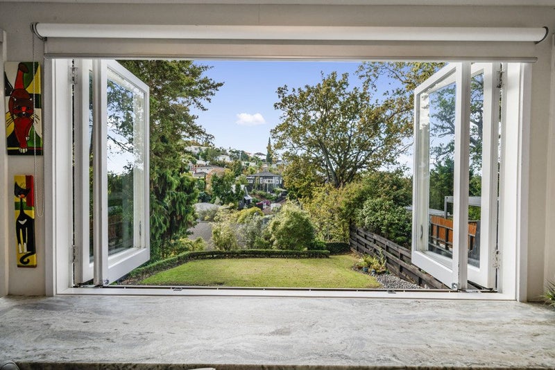 48 Eastbourne Road, Remuera, Auckland - Carousel 1