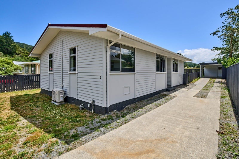 8 Orewa Grove, Wainuiomata, Lower Hutt - Carousel 1