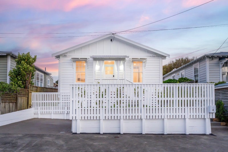 4 Ngata Street, Ngaio, Wellington - Carousel 1