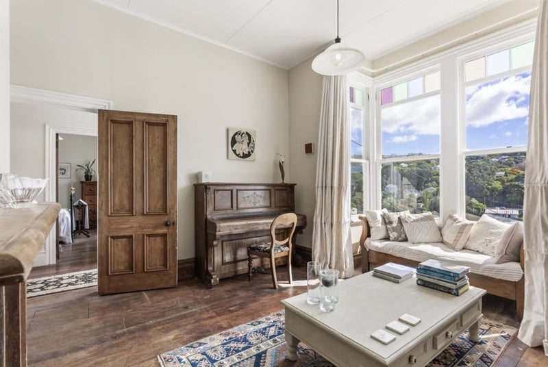 55 Fairview Crescent, Kelburn, Wellington, Wellington - Carousel 2