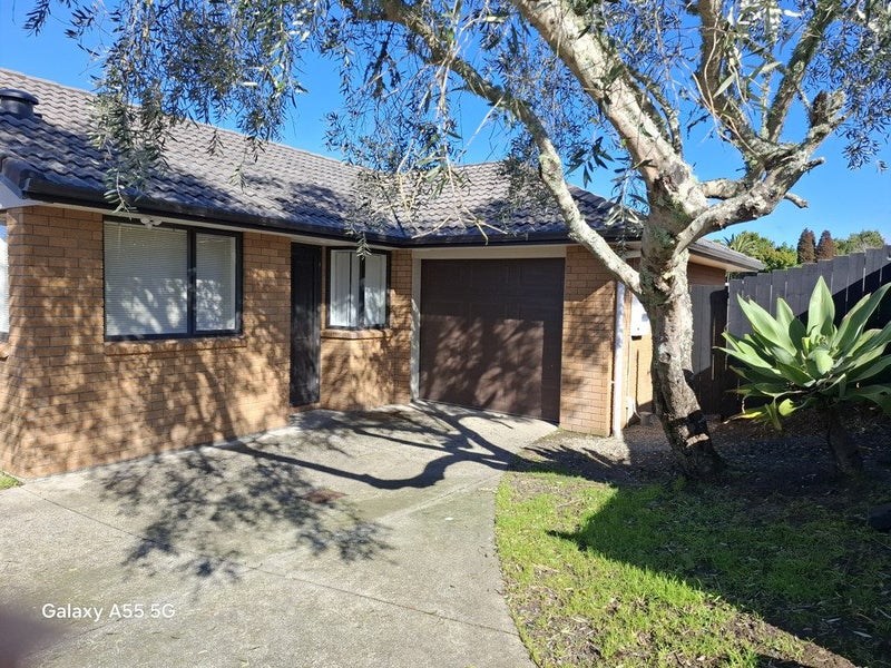 36 Misty Valley Drive, Henderson Valley, Waitakere City, Auckland - Carousel 1