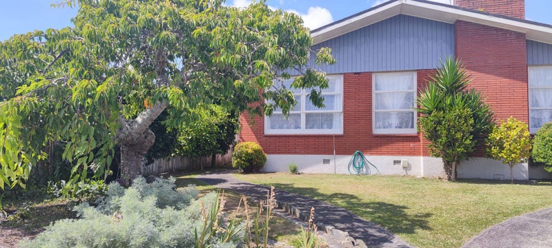 6 Robert Grigg Place, Hamilton East, Hamilton - Carousel 1