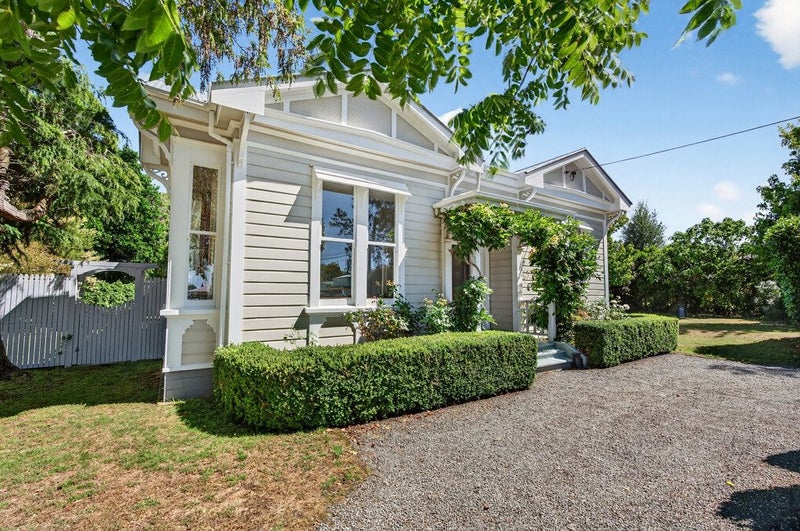 15 Wakefield Street, Featherston - Carousel 2