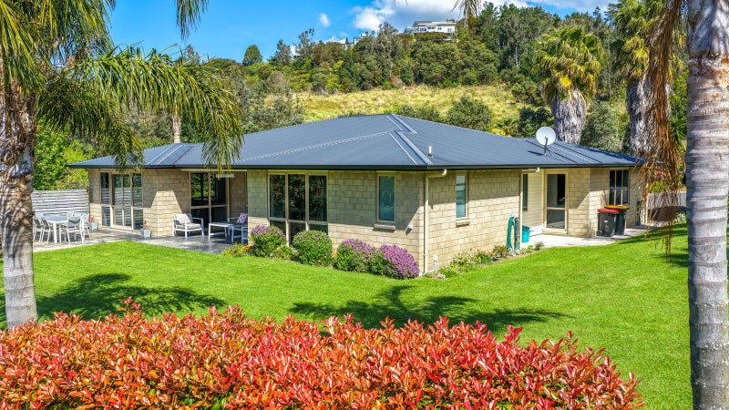 12 Titoki Lane, Whangamata - Carousel 1