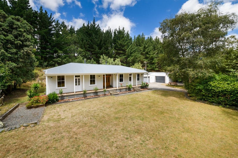 512A Parewanui Road, Bulls - Carousel 1