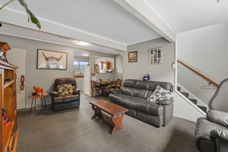 5/264 GROUNSELL CRES, Belmont, Lower Hutt - Carousel 1