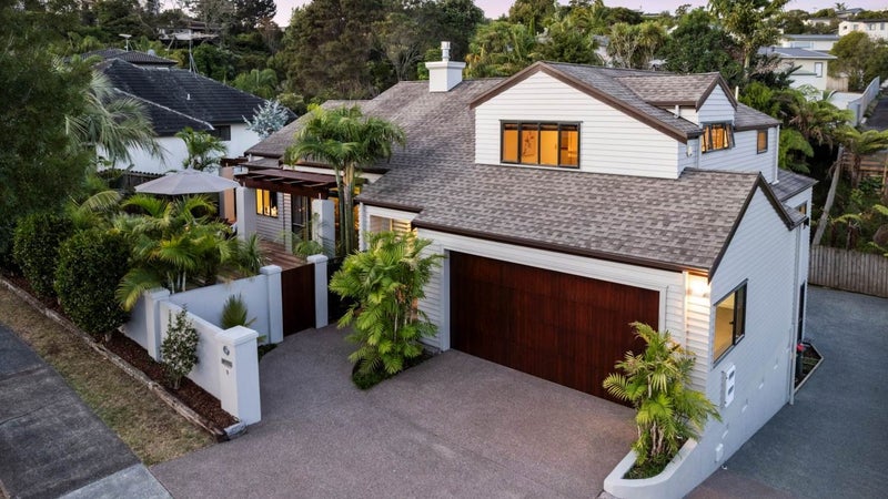 9 Nottingham Place, Northcross, Auckland - Carousel 1