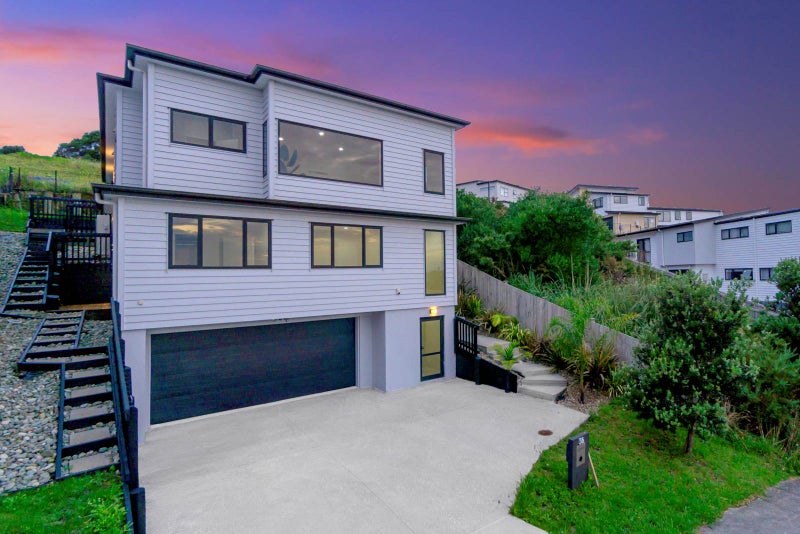 36 Ascension Crescent, Orewa, Orewa - Carousel 1
