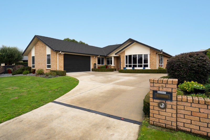 7 Cooper Crescent, Cambridge, Cambridge - Carousel 1