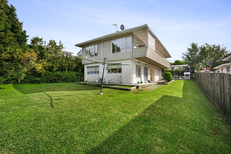 211 Royal Road, Massey, Auckland - Carousel 2