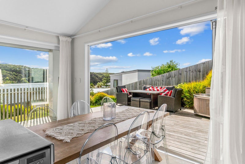 8 Nautical Heights, Mangawhai Heads, Mangawhai - Carousel 2