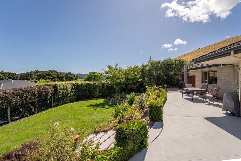 19 O'Shea Place, Wakefield - Carousel 2