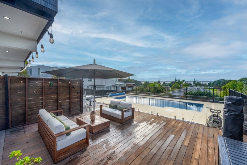 14A McCrystal Avenue, Bucklands Beach, Auckland - Carousel 1