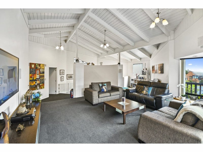 3 Ilex Place, Totara Heights, Auckland - Carousel 2