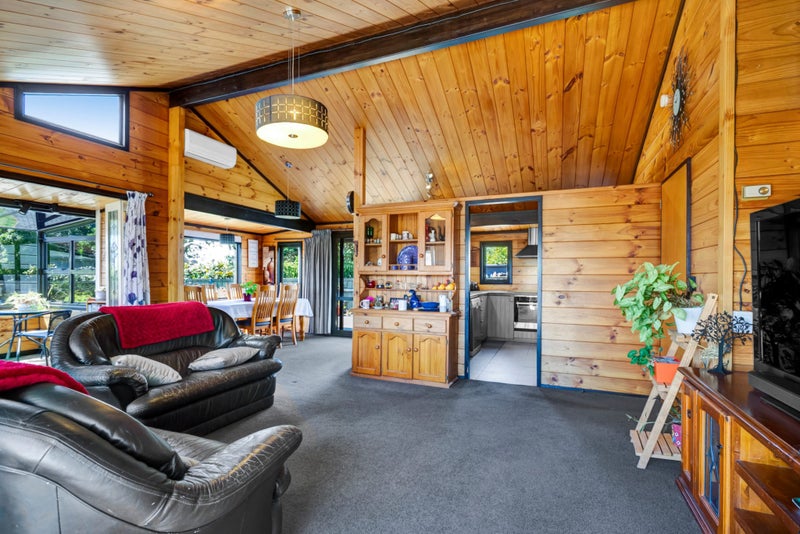 10 Penrod Drive, Bell Block, New Plymouth - Carousel 2