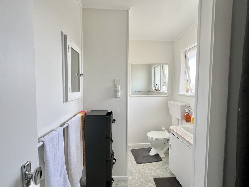 797 Fergusson Drive, Elderslea, Upper Hutt - Carousel 7