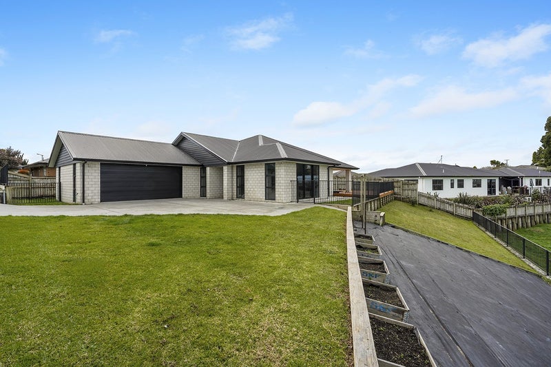 15 Carlingford Rise, Dinsdale, Hamilton - Carousel 1