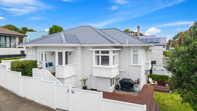 12 Hadfield Avenue, Waterview, Auckland - Carousel 1