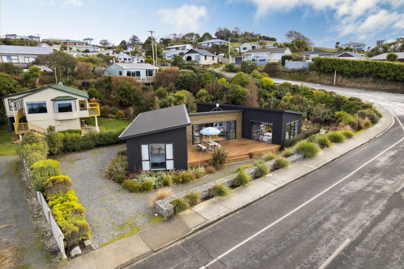 46 Esplanade, Kaka Point - Carousel 2