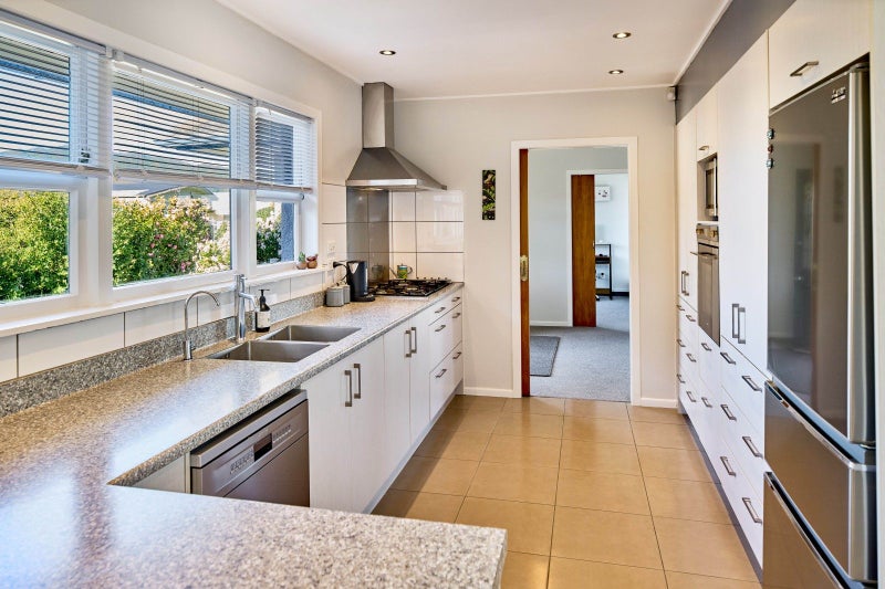 50A Garden Road, Avalon, Lower Hutt - Carousel 2