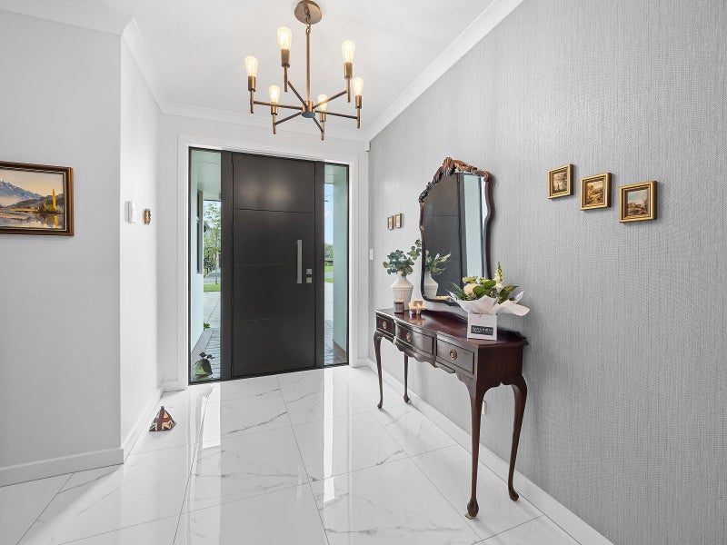 15 Douglas Drive, Allenton, Ashburton - Carousel 2