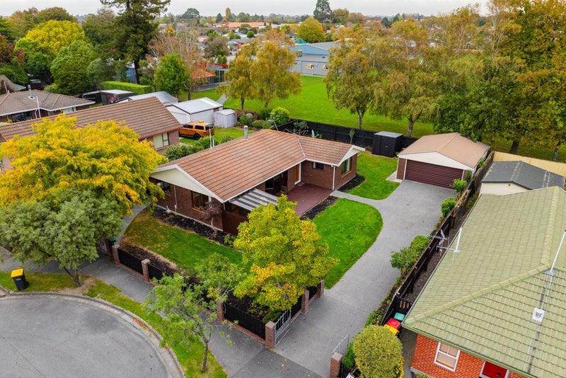 31 Solomon Avenue, Redwood, Christchurch - Carousel 22