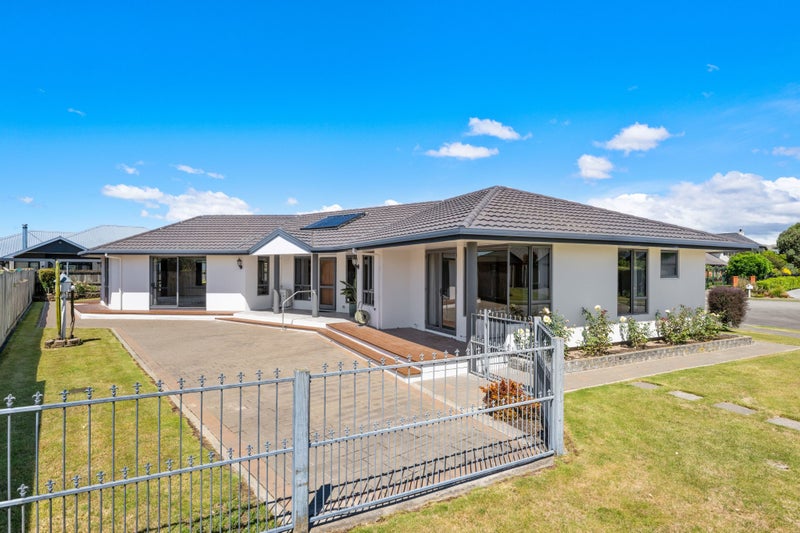 3 Sequoia Place, Springlands, Blenheim - Carousel 26