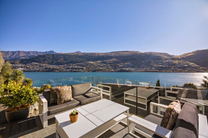 292 Peninsula Road, Kawarau Falls, Queenstown - Carousel 1