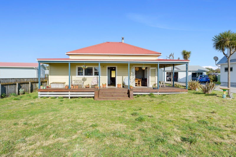 34 Manga Pirau Street, Waikawa Beach - Carousel 1
