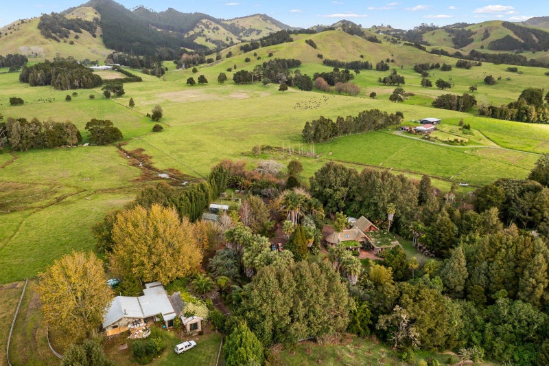 253 Tangihua Road, Maungakaramea - Carousel 1
