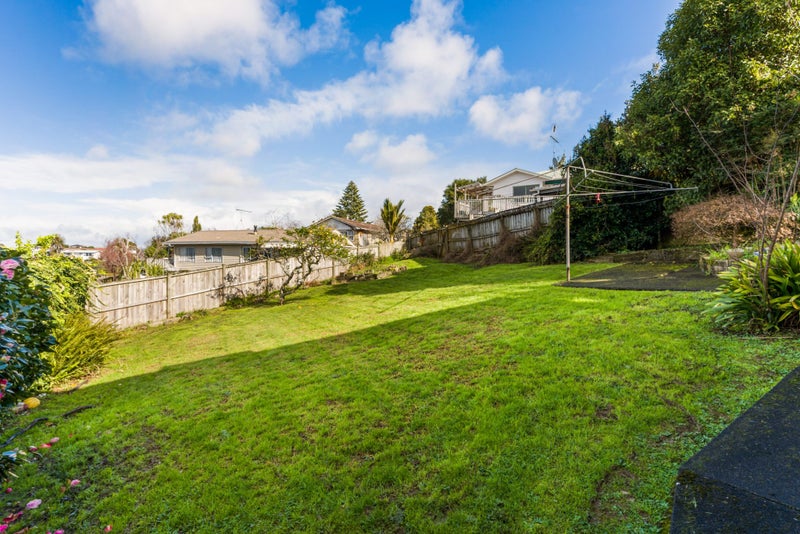 33 Chatsworth Crescent, Pakuranga Heights, Auckland - Carousel 24