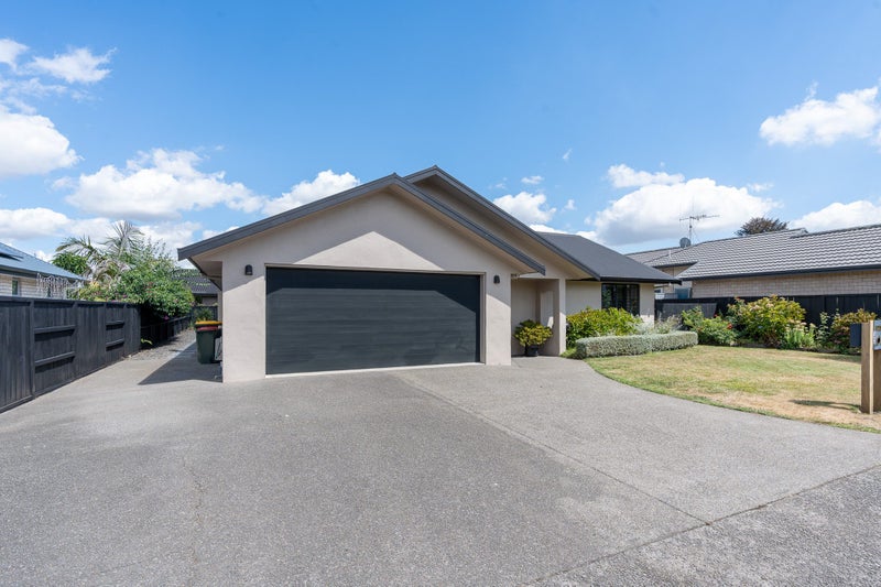 35 Haswell Place, Huntington, Hamilton - Carousel 2
