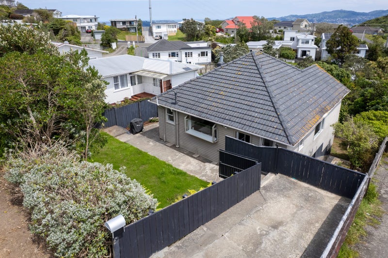 88 Black Rock Road, Newlands, Wellington - Carousel 2