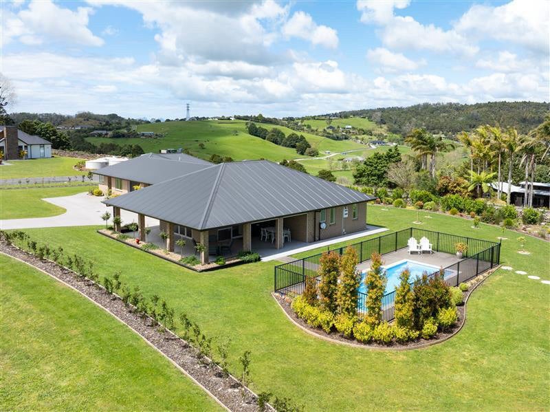10 Sylvia Lane, Maunu, Whangarei - Carousel 1