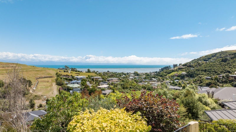 16 Springlea Heights, Atawhai, Nelson - Carousel 40