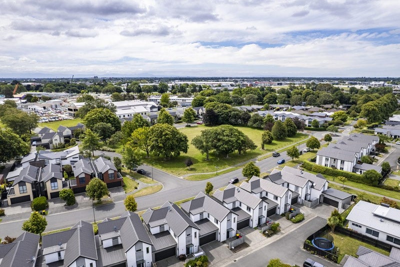 5/5 Yew Tree Lane, Hillmorton, Christchurch - Carousel 18