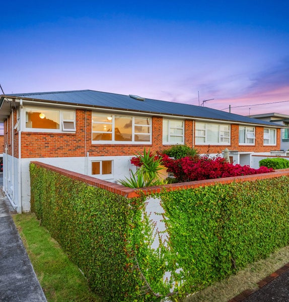 35 Kitchener Road, Takapuna, Auckland - Carousel 1