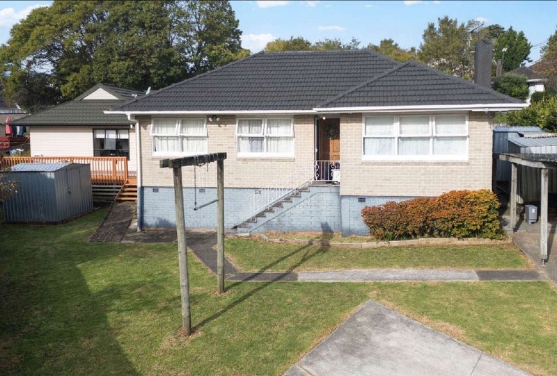 43 Blease Street, New Lynn, Auckland - Carousel 1
