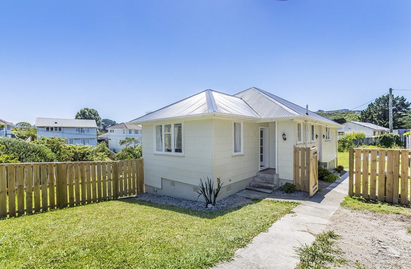 23 Chew Place, Ranui, Porirua - Carousel 1