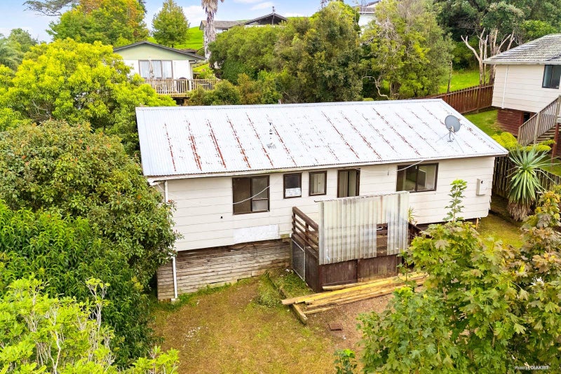 2/18 Elizabeth Drive, West Harbour, Auckland - Carousel 2