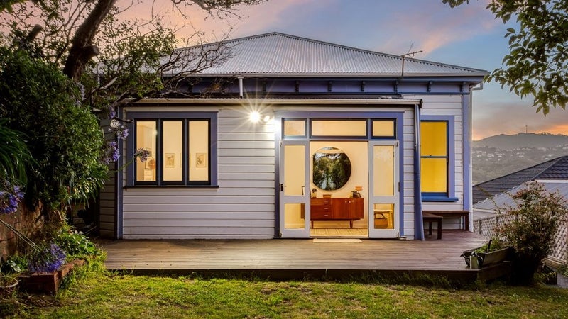 137 Coromandel Street, Newtown, Wellington - Carousel 1