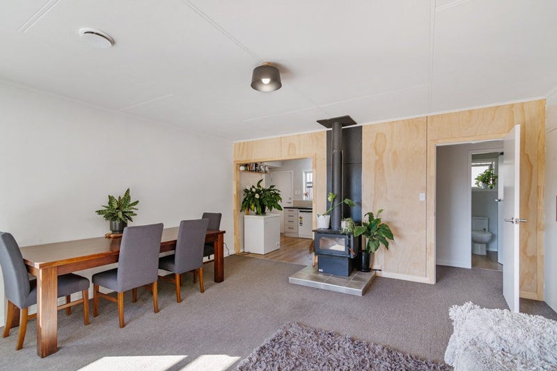 5B Middlebank Drive, Richmond, Richmond - Carousel 1