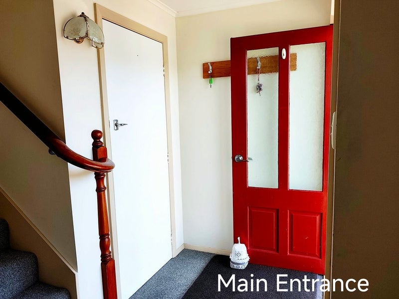 353 Main Road, Tawa, Wellington, Wellington - Carousel 2