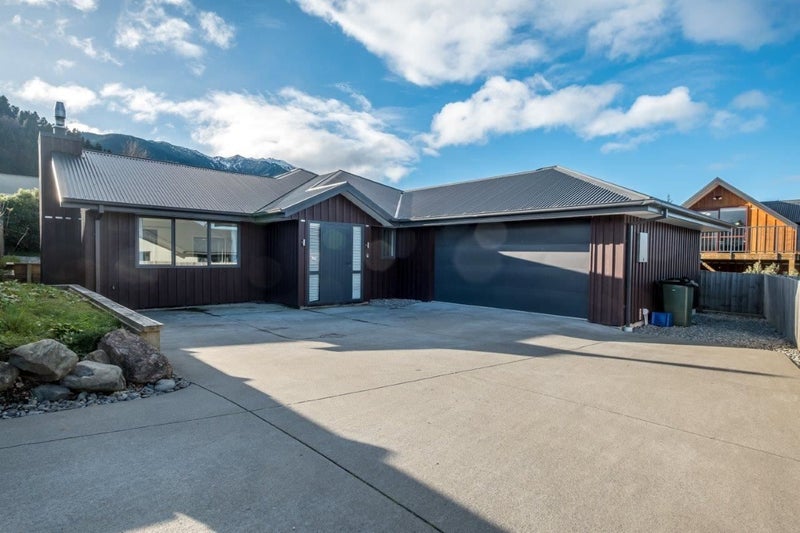 32 Rutherford Crescent, Hanmer Springs, Hanmer Springs - Carousel 2