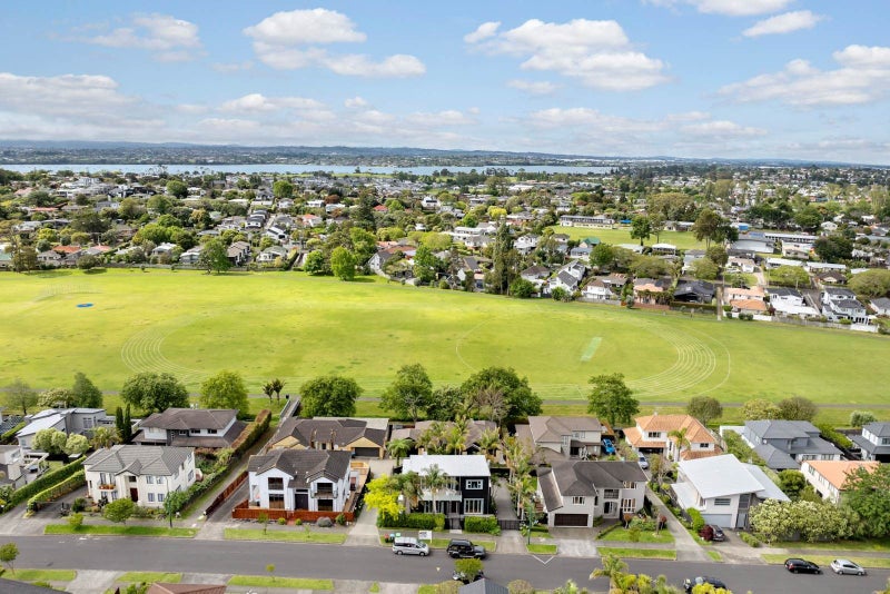 65 Esperance Road, Glendowie, Auckland - Carousel 24