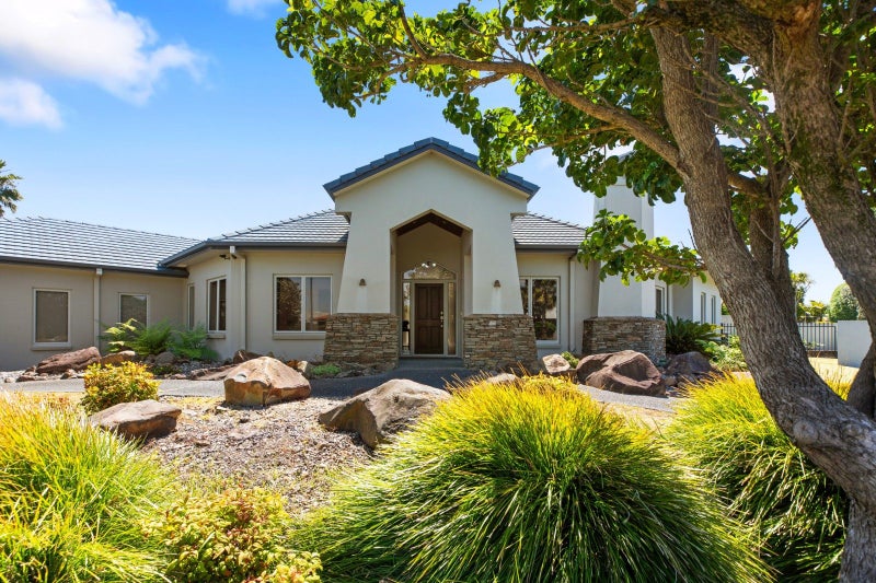 2 Santa Cruz Drive, Papamoa Beach, Papamoa - Carousel 2