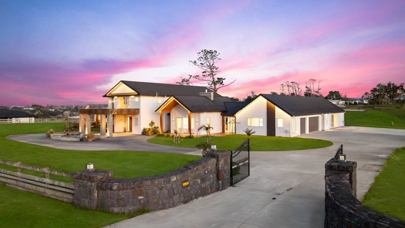 6 Livery Lane, Taupaki - Carousel 1