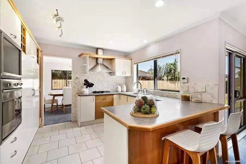 5 Coleraine Place, East Tamaki, Auckland - Carousel 2