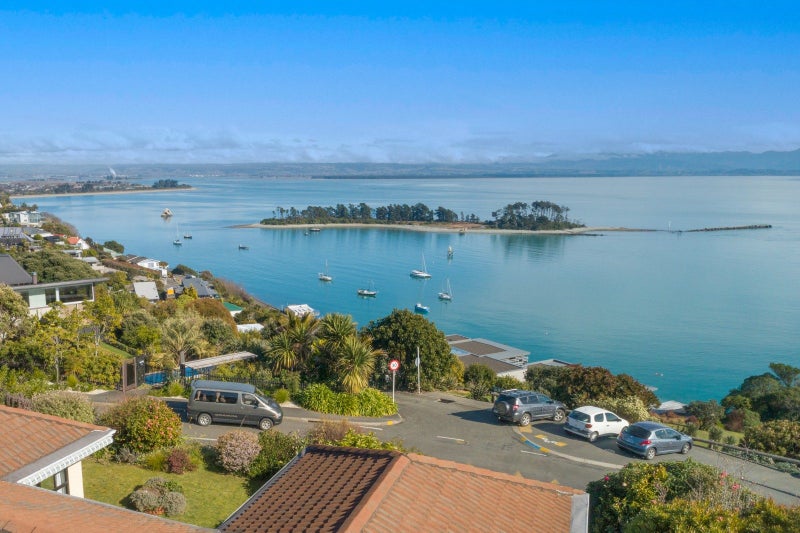 42 Victoria Heights, Stepneyville, Nelson - Carousel 1