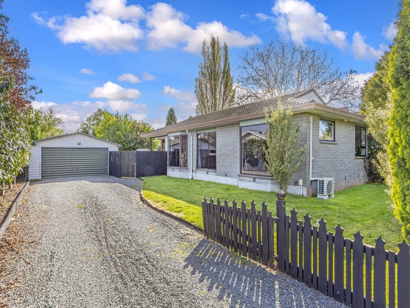 27 Momorangi Crescent, Redwood, Christchurch - Carousel 1